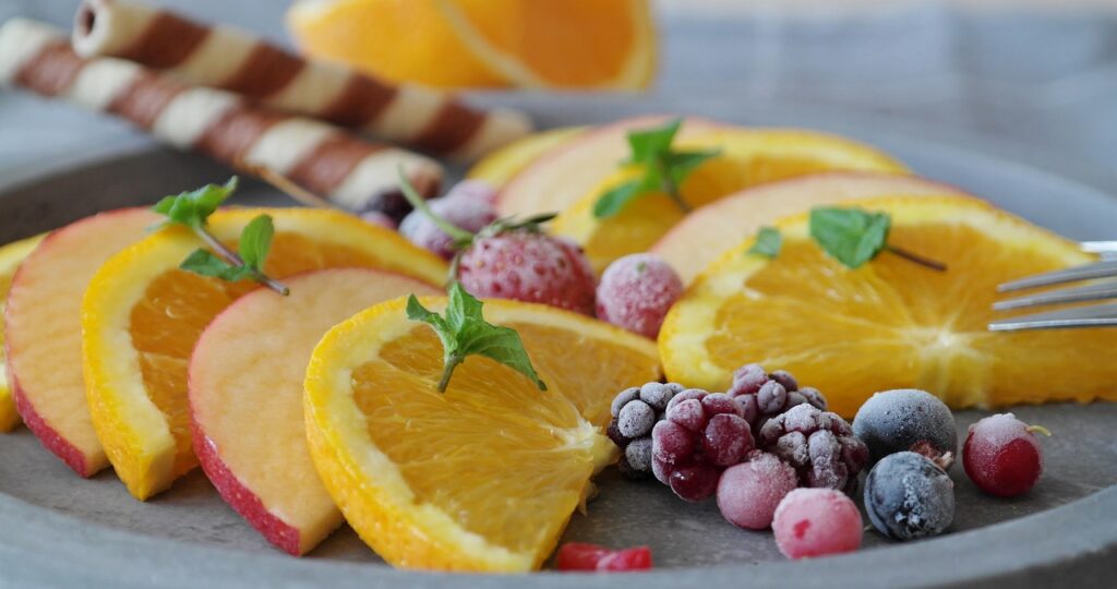 fruits, snack, healthy-3661159.jpg